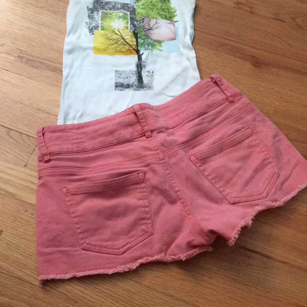 Double Button Jean Shorts - Picture 4 of 4